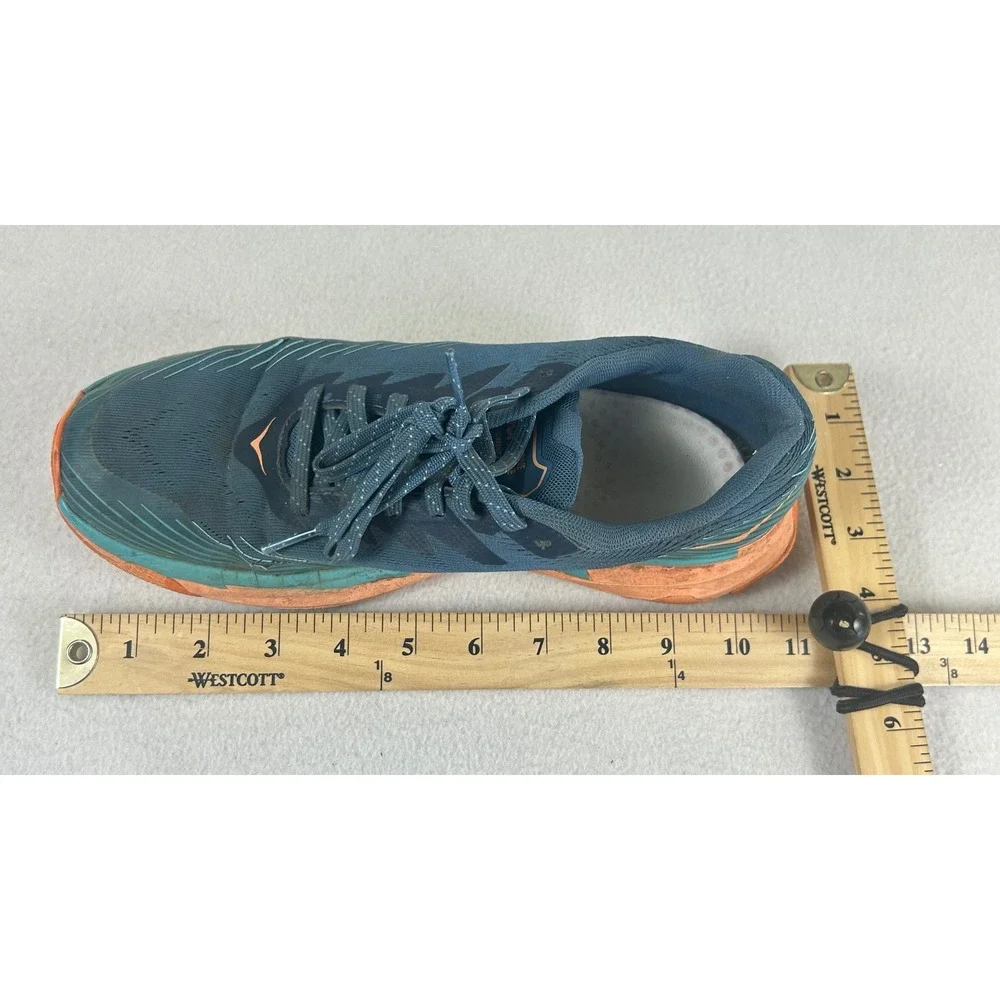 Hoka One One hoka one